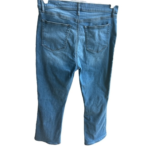 LOFT Curvy Button Front High Rise Kick Crop Jeans Indigo Wash 12 / 31 - Picture 3 of 12